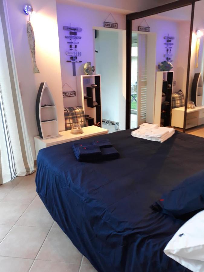 Dans Un Jardin Bb Et Jacuzzi Acomodação com café da manhã Mandelieu Exterior foto