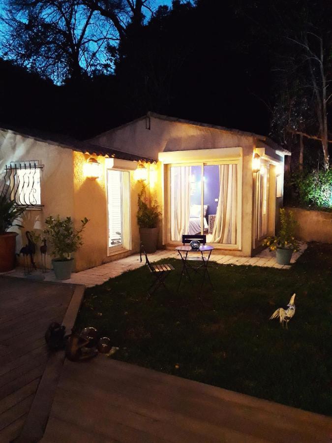 Dans Un Jardin Bb Et Jacuzzi Acomodação com café da manhã Mandelieu Exterior foto