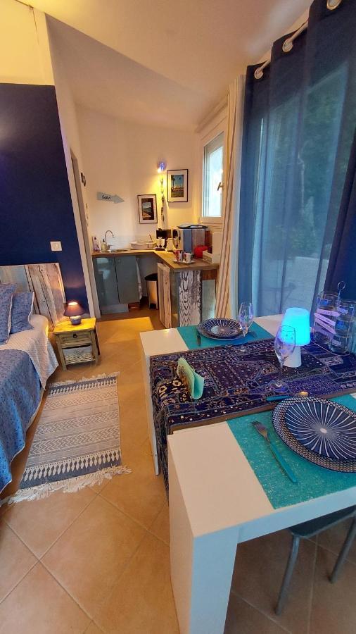 Dans Un Jardin Bb Et Jacuzzi Acomodação com café da manhã Mandelieu Exterior foto